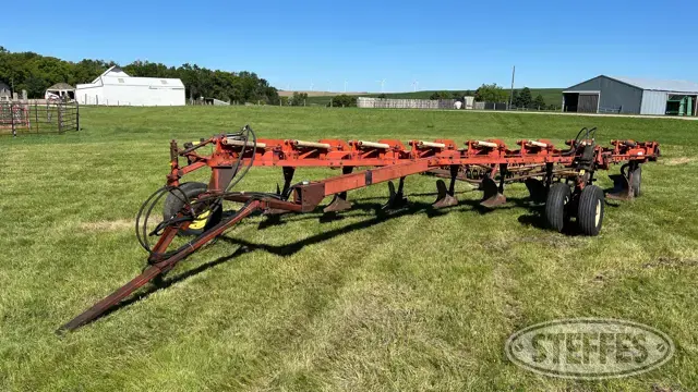 Melroe MB1442