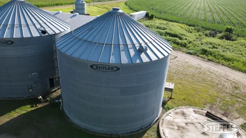 1998 Butler Grain Bin