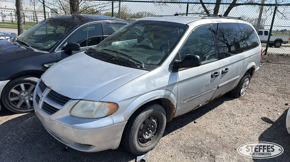 2005 Dodge Grand Caravan SE