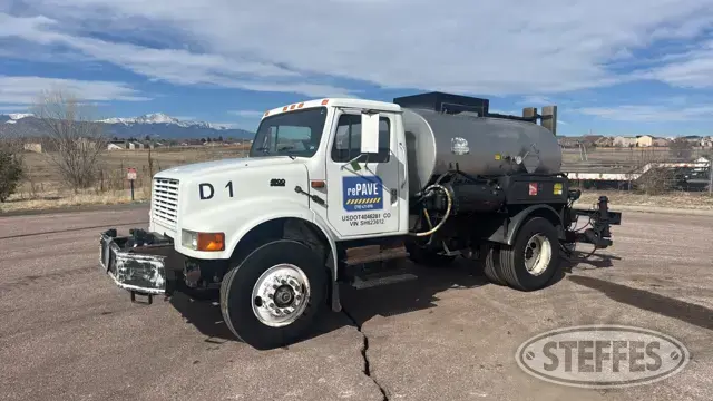 1995 International 4900