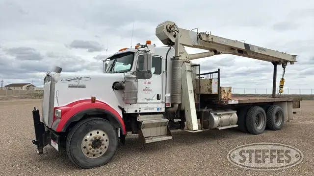 National Crane 600C on 2007 Kenworth W900