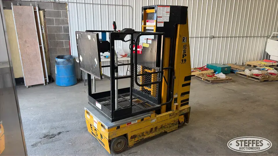Biljax ESP19 Warehouse Forklift