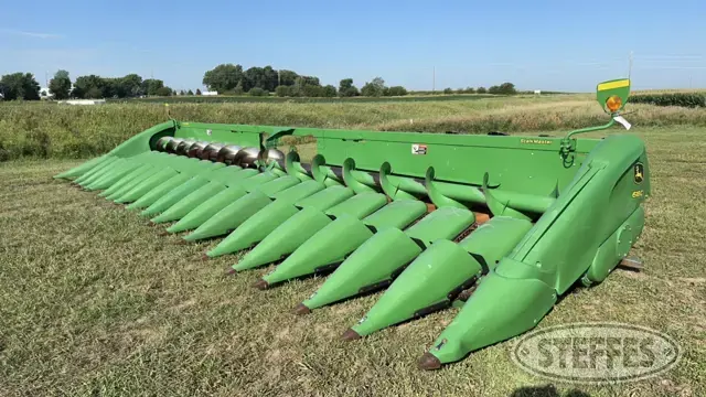 2013 John Deere 618C