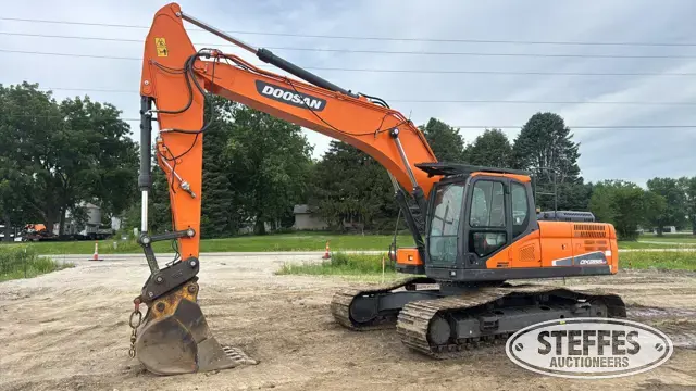 2022 Doosan DX255 LC-5