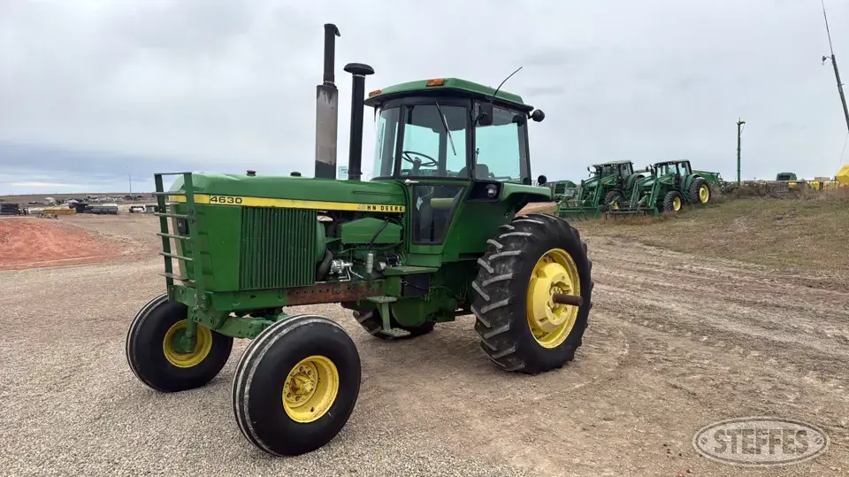 1976 John Deere 4630 2WD Tractor