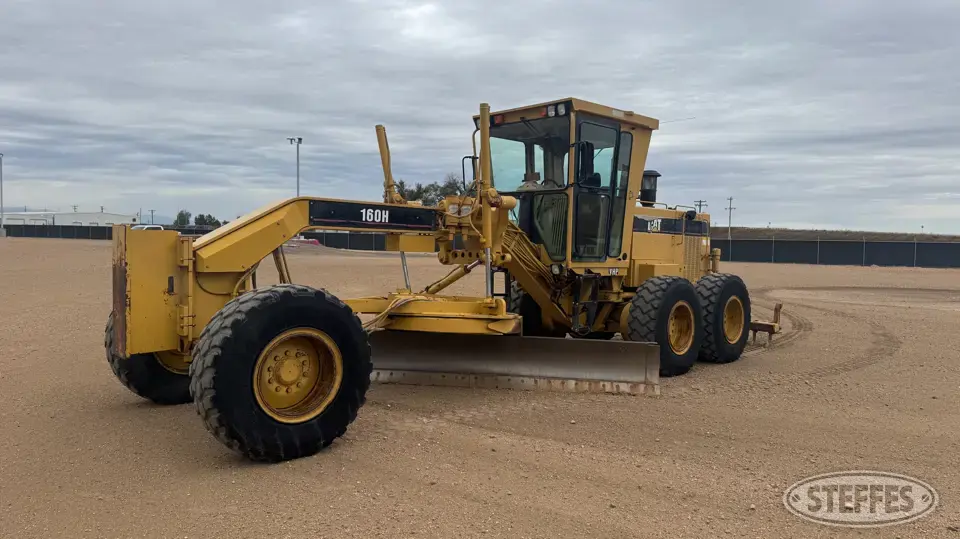 1996 CAT 160H VHP Motor Grader