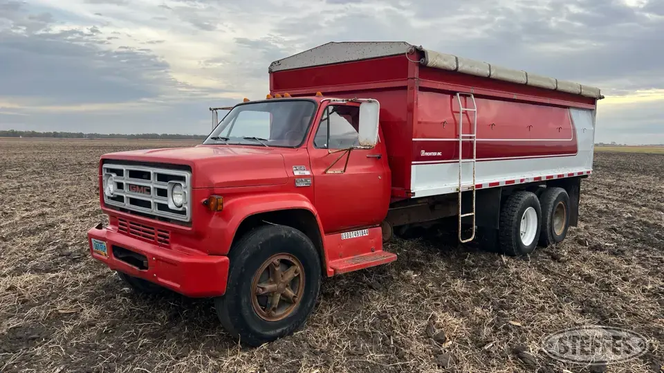 1979 GMC 7000 Tandem Boxed Truck
