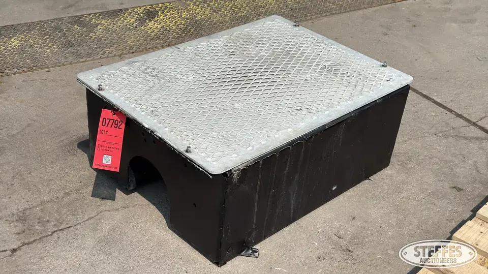 Kenworth battery boxes Truck-Trailer Part