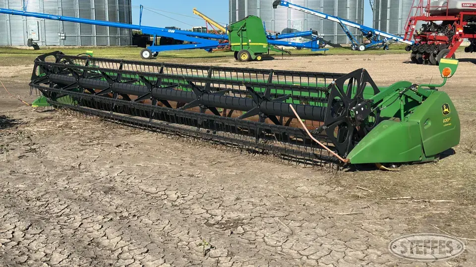 2004 John Deere 630F Flex Head