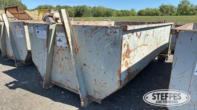 10 yd. roll-off dumpster