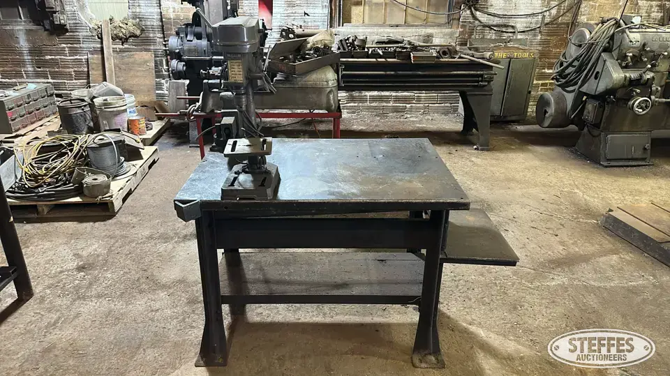 Metal table Storage and Bench