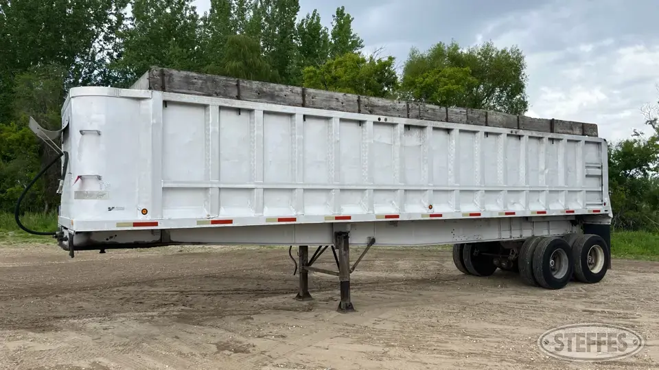 1980 Raven SE End Dump Trailer