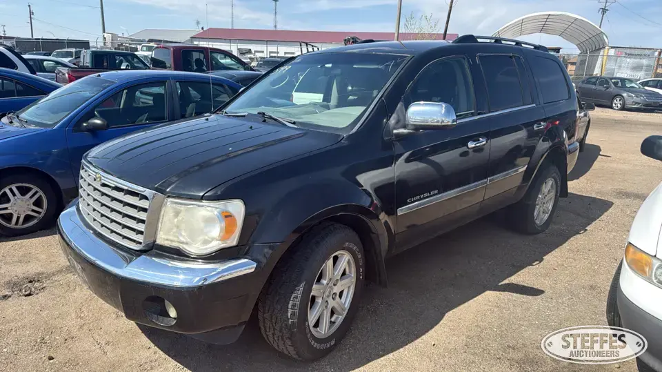 2008 Chrysler Aspen Limited SUV