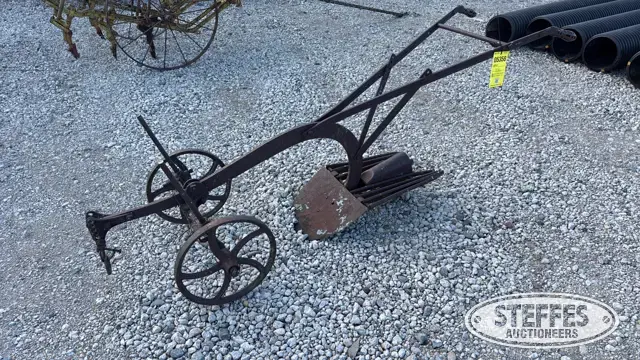 Potato digger