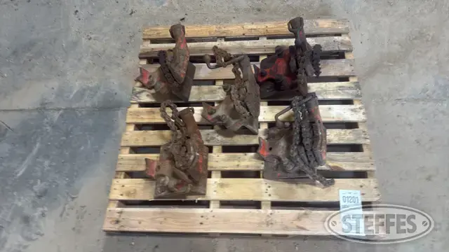 (5) Ridgid chain vises