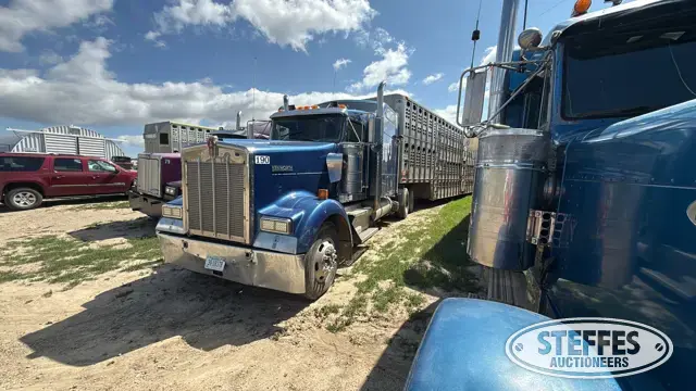 2007 Kenworth W900B
