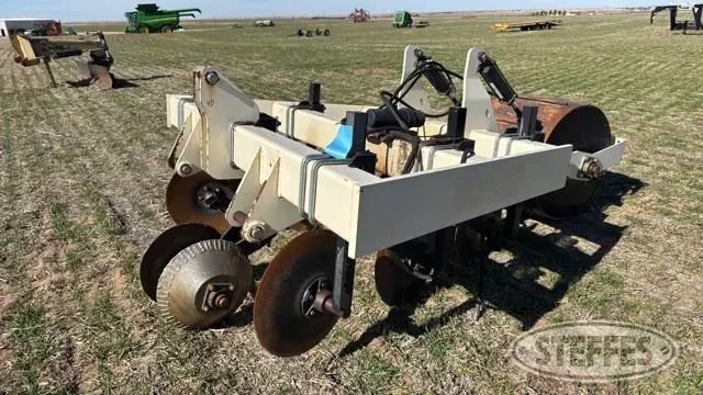 Minden Machine furrow closer
