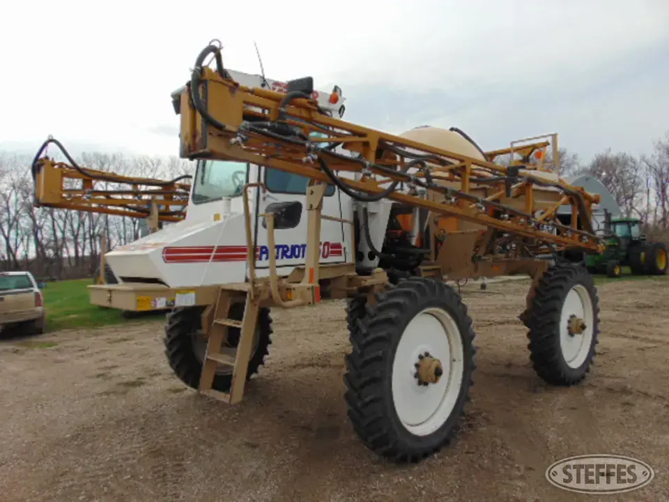 Patriot 150 Self-Propelled Sprayer