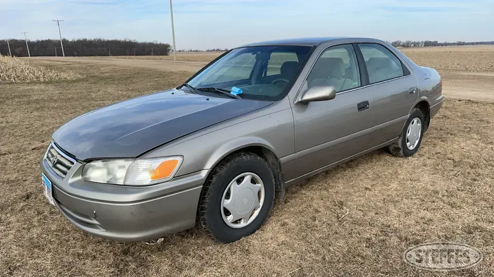 2000 Toyota Camry CE Car