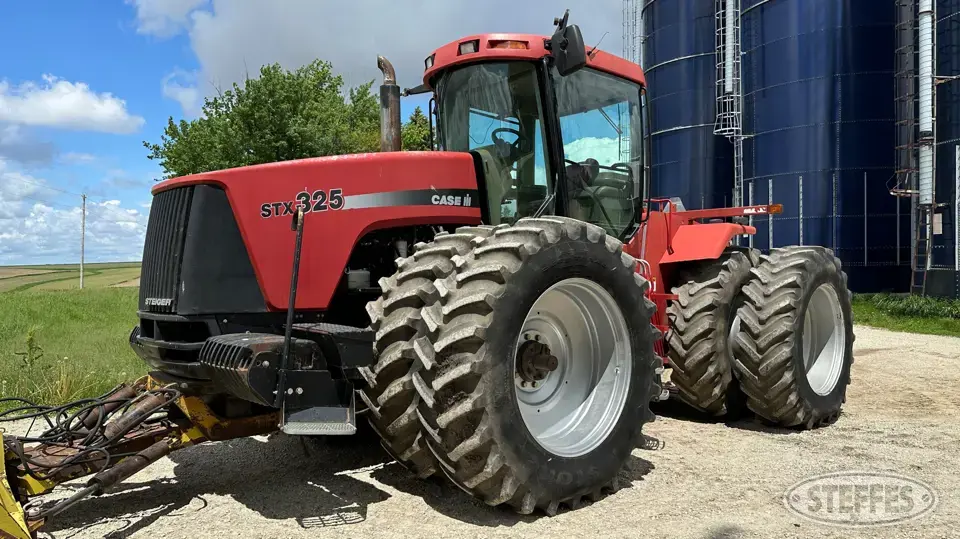 2001 Case IH STX325 4WD Tractor