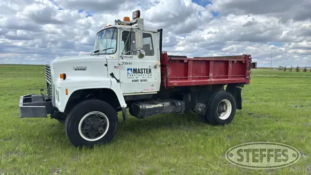 1989 Ford LN8000