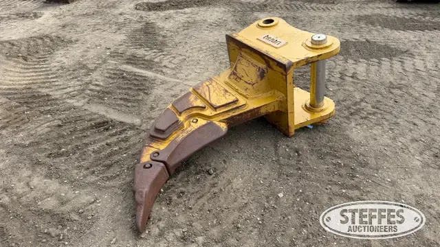 Teran excavator ripper tooth