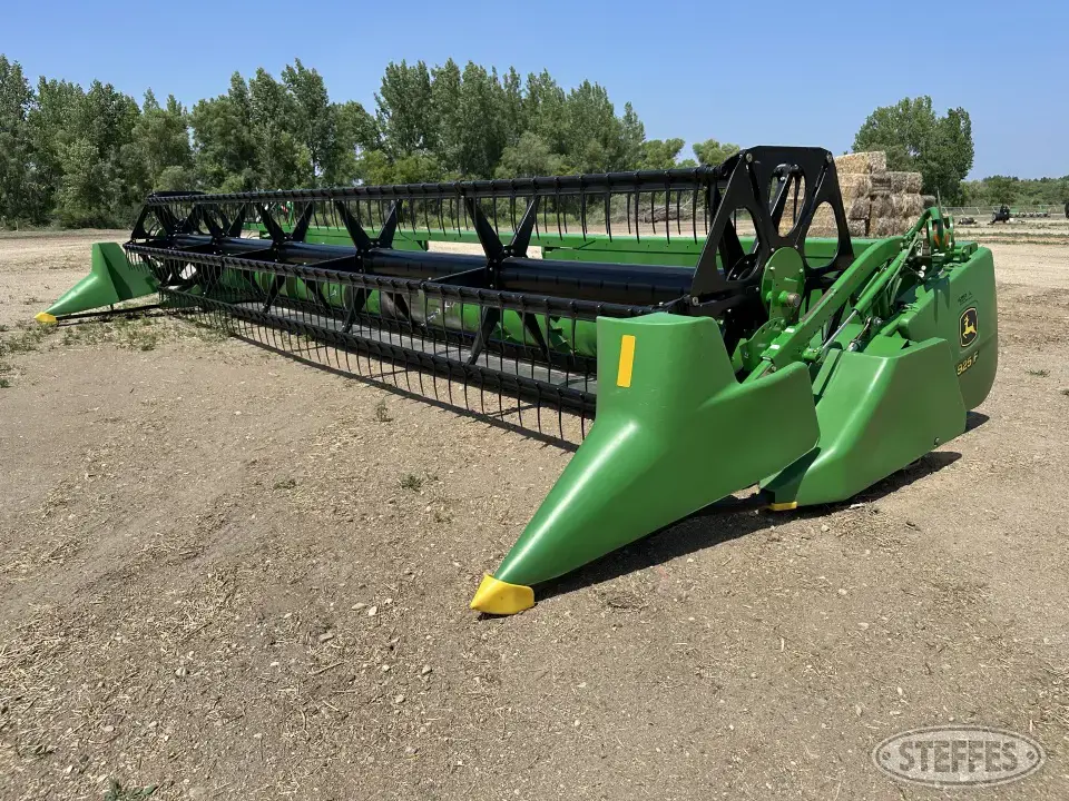 2002 John Deere 925F Flex Head