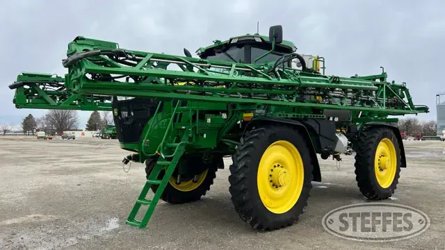 2022 John Deere 616R