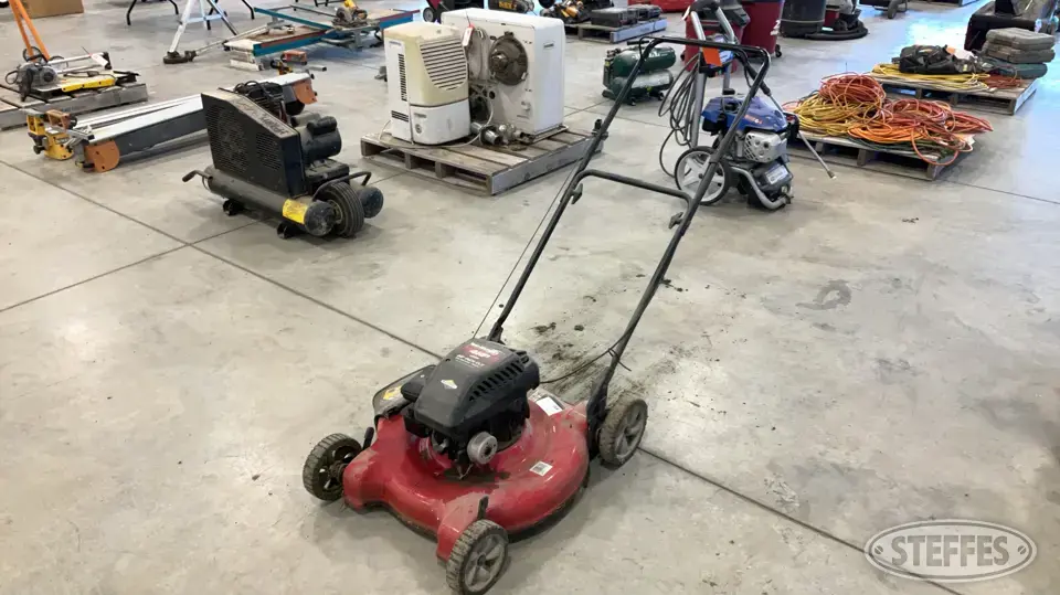 Yard Machine 11A-084D000 Push Mower
