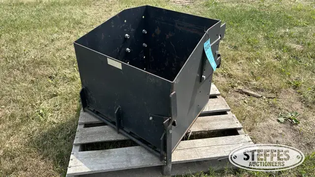 K&M rock box