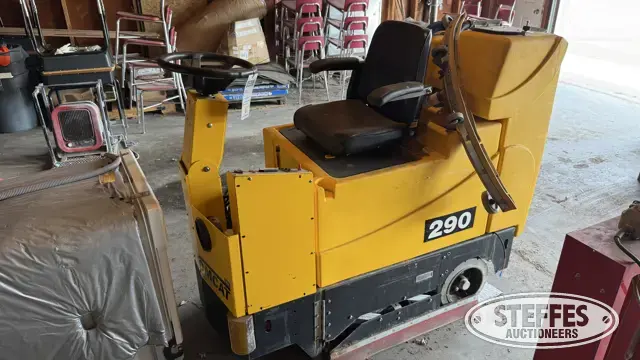 Tom Cat 290