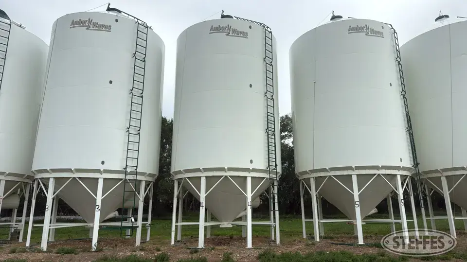 2012 Amber Waves Hopper Bin