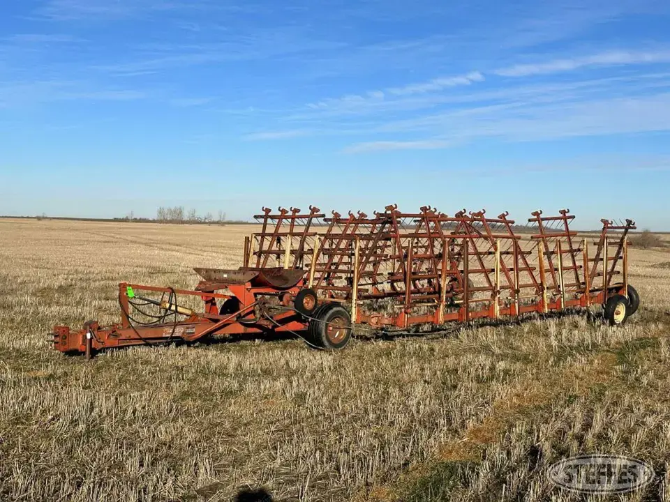 Melroe 480 Harrow