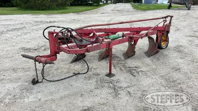 Massey Ferguson 86