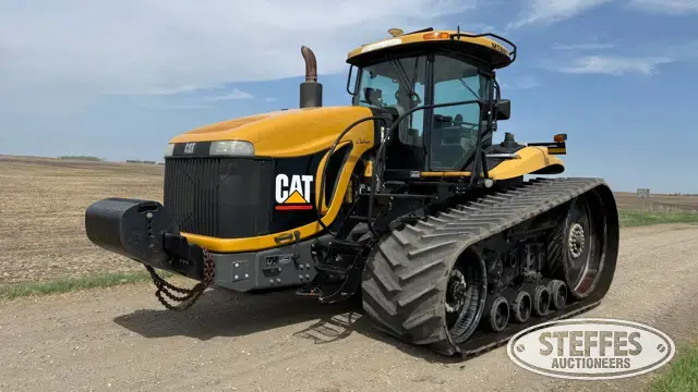 2004 Challenger MT845