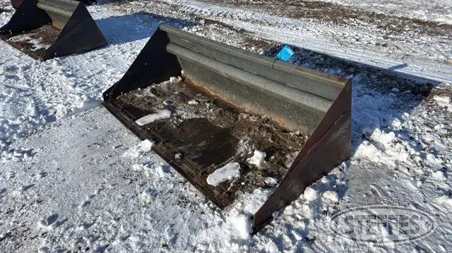 Bobcat light material bucket