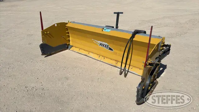 Metal Pless