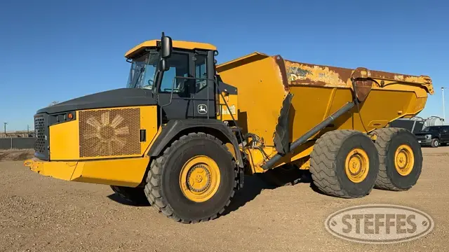 2017 Deere 460E