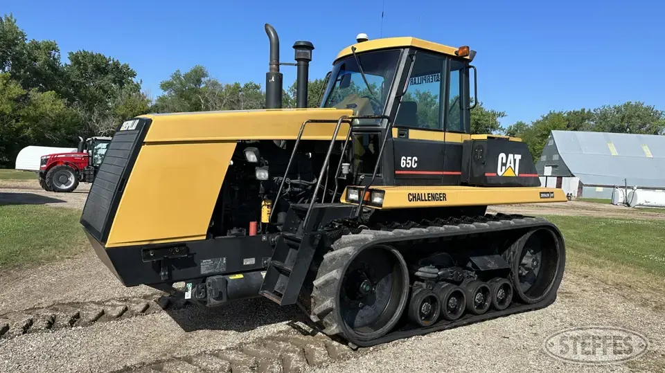1993 CAT 65C Track Tractor