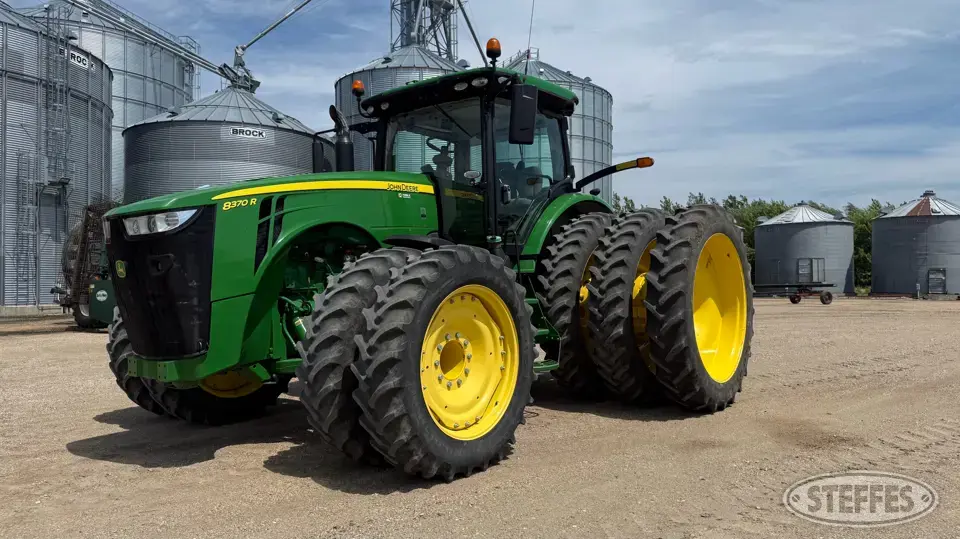 2018 John Deere 8370R MFWD Tractor