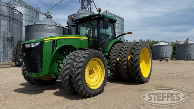 2018 John Deere 8370R