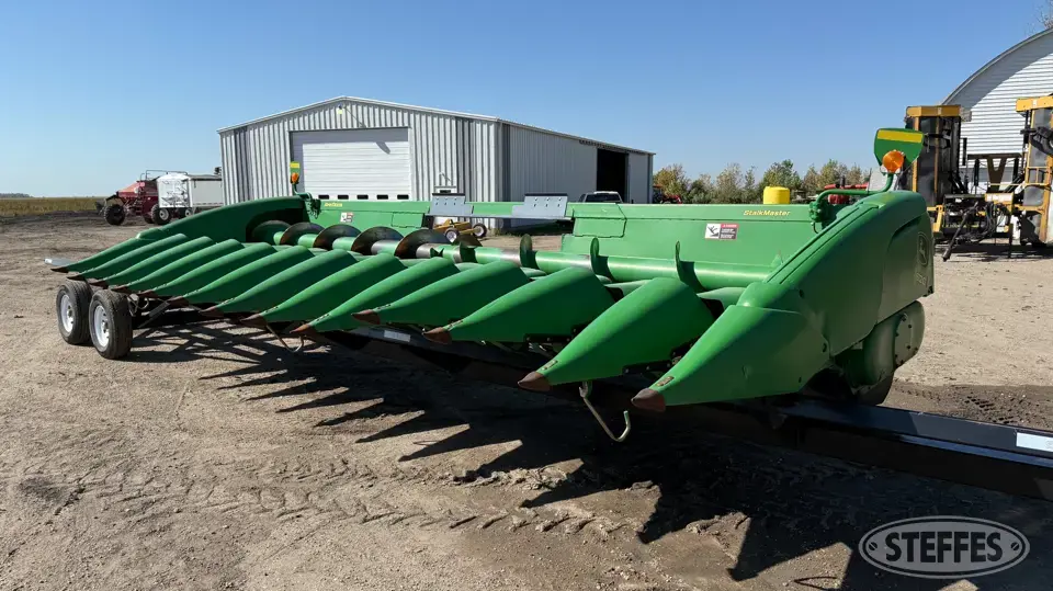 2010 John Deere 612C StalkMaster Corn Head