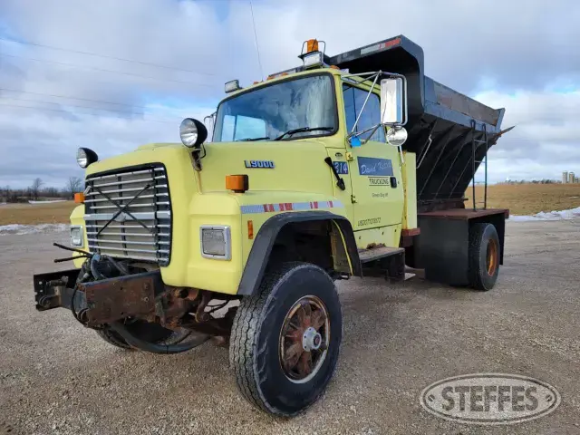 1995 Ford L9000