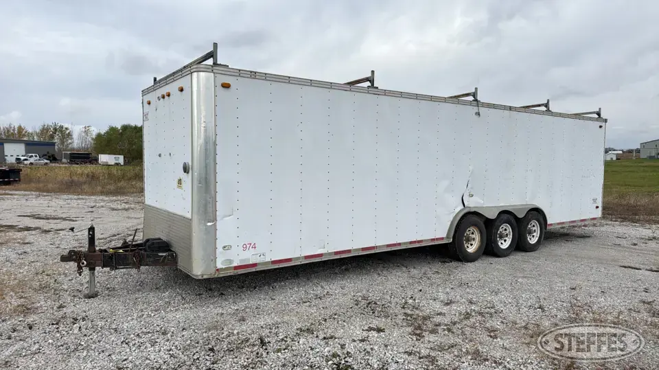 1997 United Expressline Enclosed Cargo Trailer