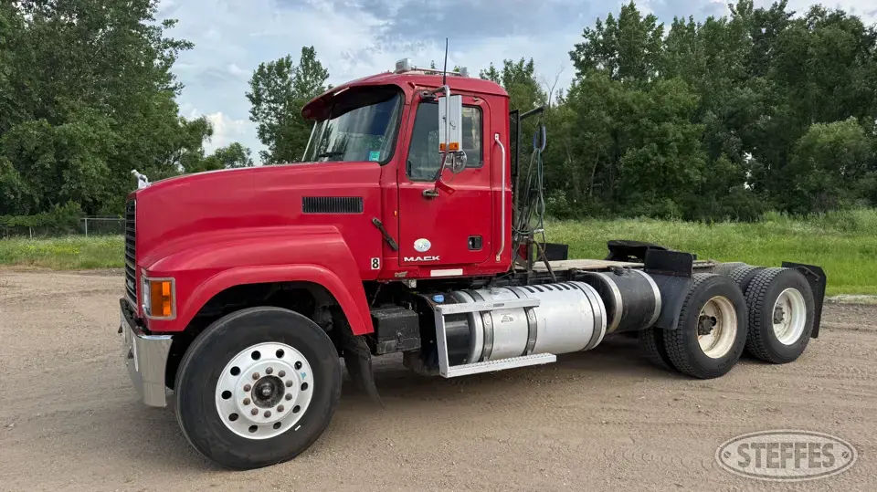 2011 Mack CHU613 Conventional Truck without Sleeper