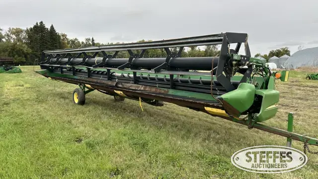 2000 John Deere 936D