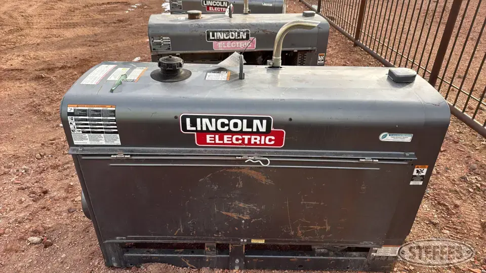 Lincoln Electric Classic 300 HE Welding