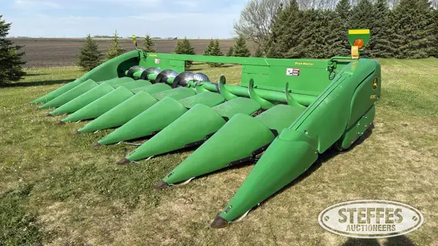 2011 John Deere 608C StalkMaster