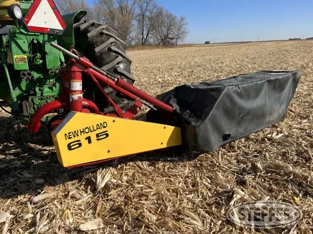 New Holland 615