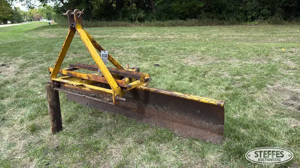 Ford 3 pt. blade Category 0-1 Attachment